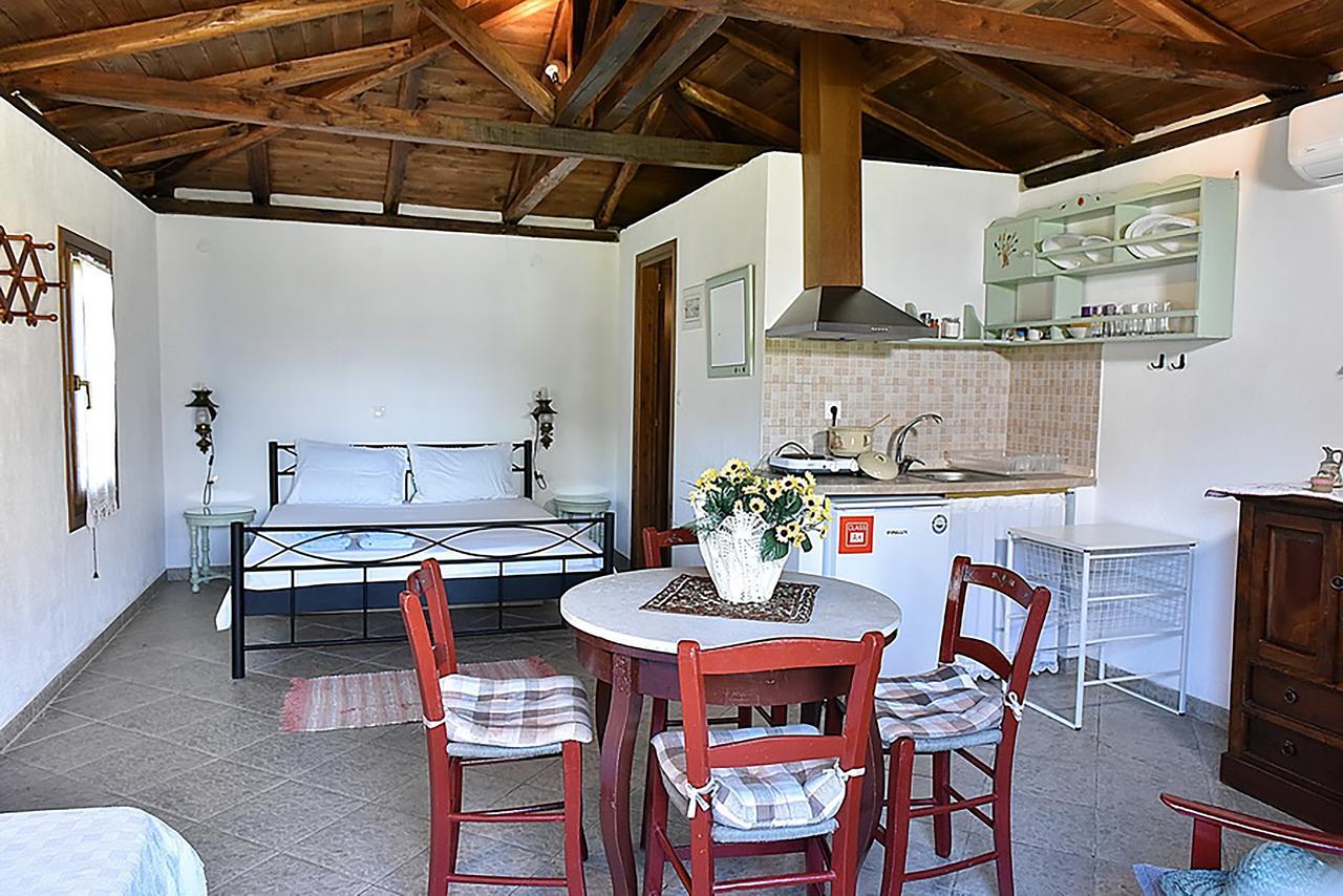 Stellina'S House Apartment Vourvourou Luaran gambar